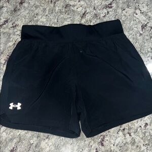 Under Armour Black Athletic Shorts Moisture-Wicking Running Shorts